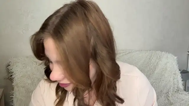 Lia be mine online show from May 28, 2026, 8:00 am