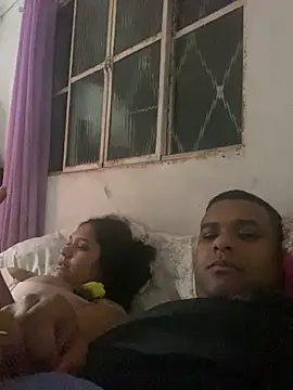 casalchupetinha online show from June 8, 2026, 1:39 am