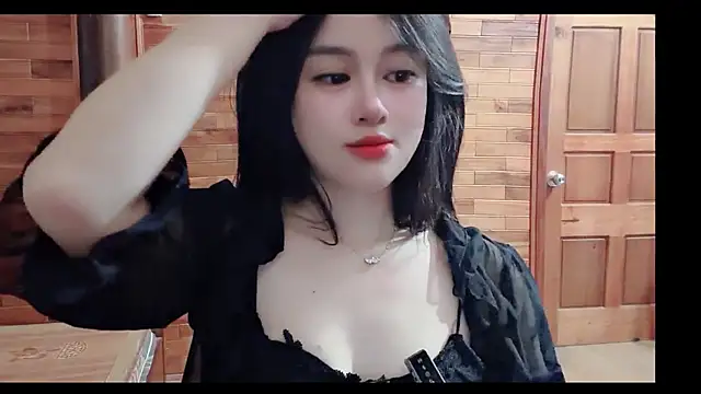 Bee-Cherry online show from June 15, 2026, 6:59 am