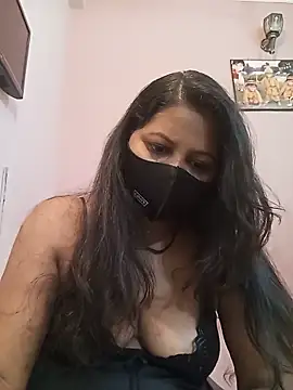 Miss kirtii online show from May 26, 2026, 12:34 pm