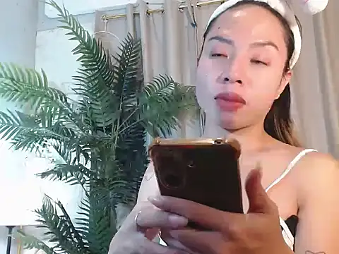Super Hot BunnyXX online show from May 20, 2026, 6:03 pm