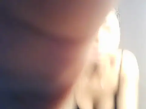 AlexaLoverxo online show from May 27, 2026, 8:11 am
