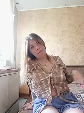 Snapshot of -baby_eva- chatting on July 20, 2026, 9:01 am -baby eva- online show from July 20, 2026, 9:01 am