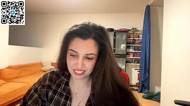 SweetFenomen67 online show from May 20, 2026, 9:21 pm
