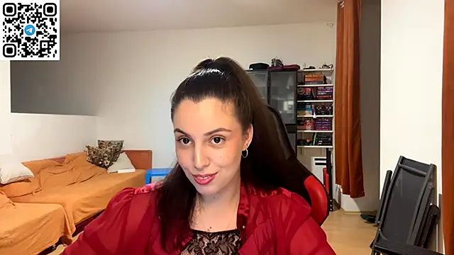 SweetFenomen67 online show from May 28, 2026, 7:11 pm