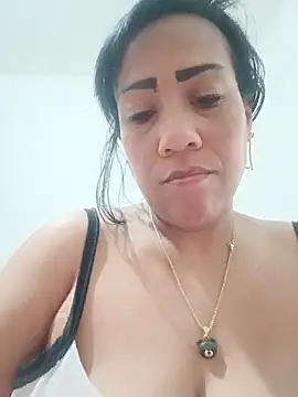 Snapshot of OliviaWilliamm chatting on June 28, 2026, 2:06 am OliviaWilliamm online show from June 28, 2026, 2:06 am