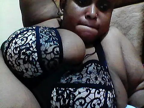 Snapshot of Pretty_sandrah chatting on July 13, 2026, 3:26 pm Pretty sandrah online show from July 13, 2026, 3:26 pm