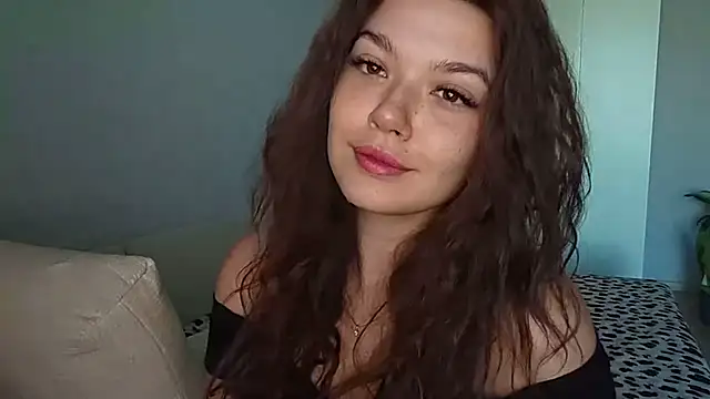 Vicki queen online show from July 18, 2026, 5:11 am