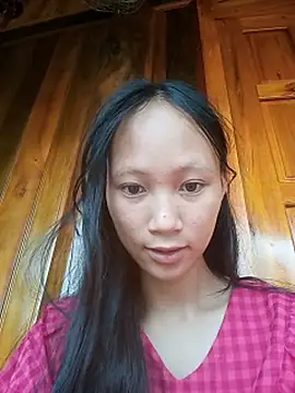 hellenmay11 online show from June 11, 2026, 2:53 am