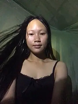 hellenmay11 online show from July 9, 2026, 7:29 pm