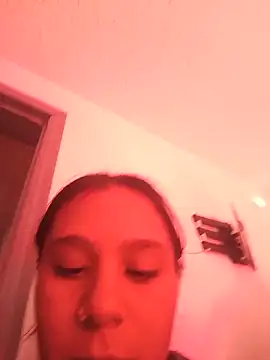 Amber rose17 online show from May 26, 2026, 9:44 pm