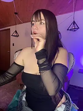 Snapshot of Angela_pink18 chatting on June 10, 2026, 11:13 pm Angela pink18 online show from June 10, 2026, 11:13 pm