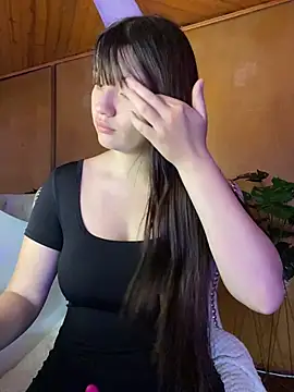 Snapshot of Angela_pink18 chatting on July 9, 2026, 7:29 pm Angela pink18 online show from July 9, 2026, 7:29 pm