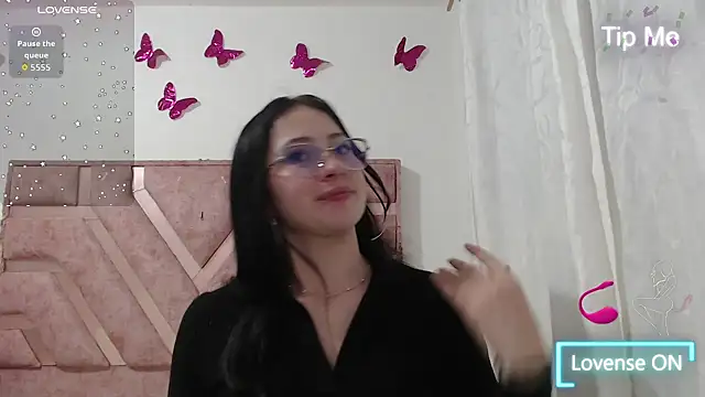 Angel-Hott  online show from July 2, 2026, 4:07 am