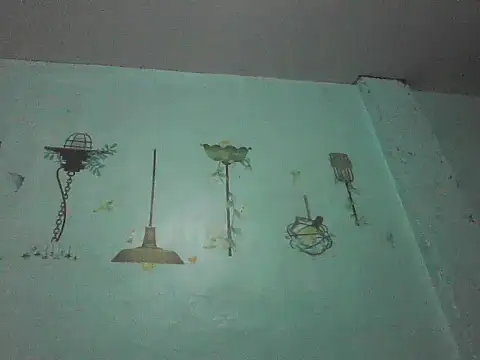 momshe2026 online show from June 22, 2026, 2:36 pm