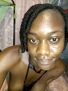 Snapshot of Paulahaze chatting on July 9, 2026, 7:51 pm Paulahaze online show from July 9, 2026, 7:51 pm