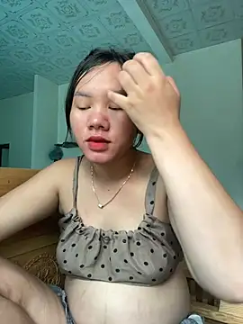 Snapshot of Suki-love chatting on June 7, 2026, 3:43 am Suki-love online show from June 7, 2026, 3:43 am