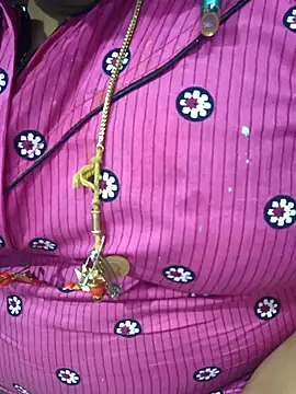 geetha431 online show from July 13, 2026, 5:38 pm