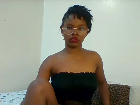 hot cammy online show from June 16, 2026, 6:43 pm