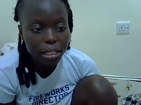 ebonycurvedass online show from June 11, 2026, 8:51 pm