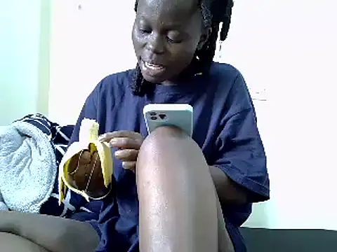 ebonycurvedass online show from June 18, 2026, 10:30 am