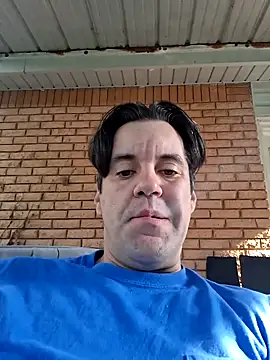 ELVISPRESI online show from May 25, 2026, 11:11 pm