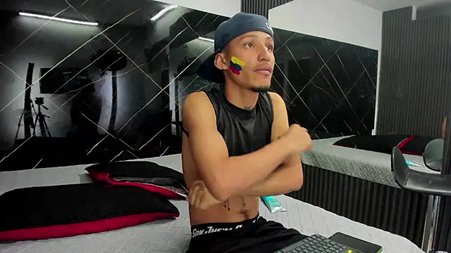 Camilo Contreras online show from June 23, 2026, 7:45 pm