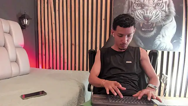 Camilo Contreras online show from July 13, 2026, 7:49 pm