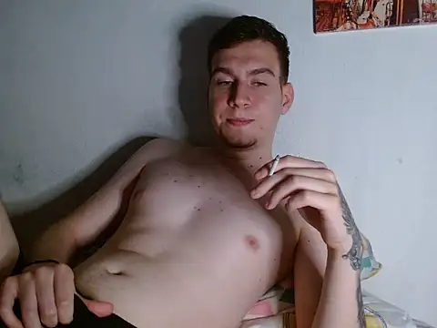 magicfantasy77 online show from June 3, 2026, 1:08 am