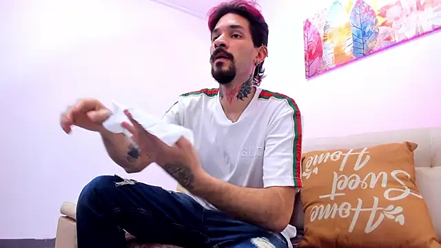 Jonathan Soto online show from May 29, 2026, 3:48 am