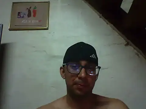 edrik maya94 online show from May 30, 2026, 3:58 am