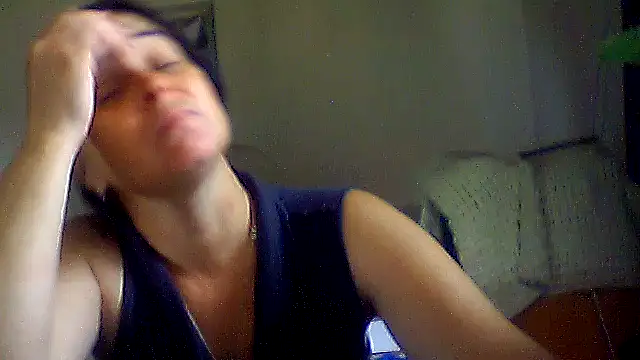 AniaCool77 online show from August 8, 2026, 7:54 am