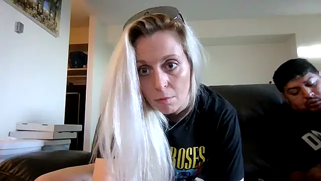 LexiAndPapi online show from May 29, 2026, 3:04 am