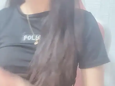 Uri sexy online show from June 22, 2026, 7:11 pm