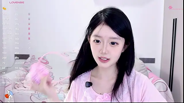 KylinKylin online show from June 9, 2026, 3:34 pm