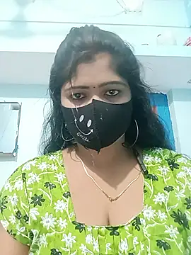 Raginilove online show from May 28, 2026, 10:34 am