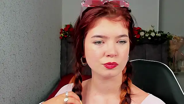 MelissaMay   online show from July 1, 2026, 10:20 pm