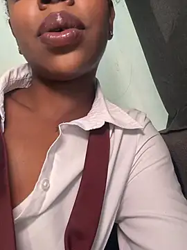 Ali-Allure online show from May 30, 2026, 5:15 am