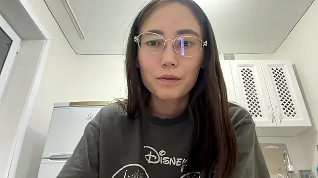 VickieTrudo online show from June 21, 2026, 9:17 pm