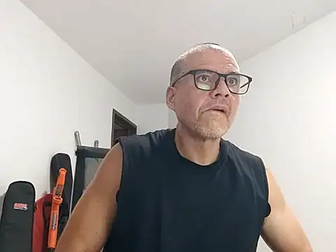 Gaceru01006 online show from July 10, 2026, 1:10 am