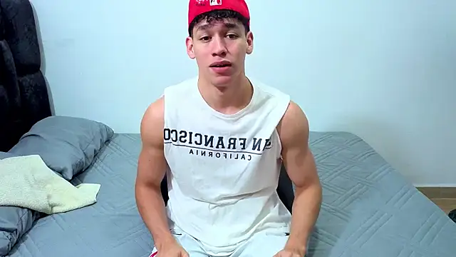 Luke Muscle online show from July 8, 2026, 12:31 pm