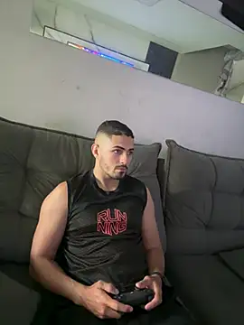Gugostoso04 online show from May 29, 2026, 5:33 pm