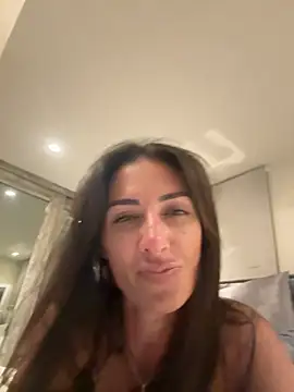 AdrienneLux online show from June 2, 2026, 9:28 pm