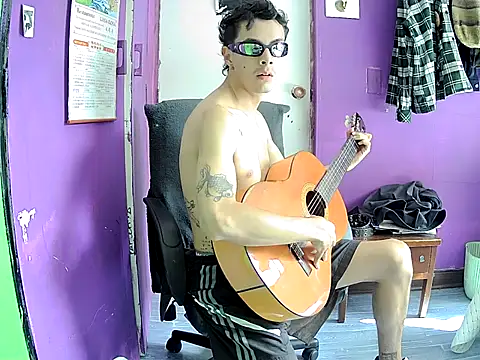 crisanto8 online show from May 27, 2026, 7:55 pm