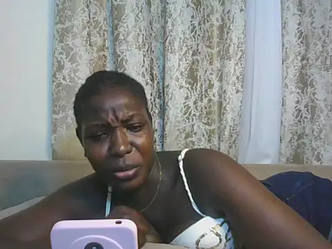 Snapshot of shugabaibe chatting on July 13, 2026, 9:50 pm shugabaibe online show from July 13, 2026, 9:50 pm