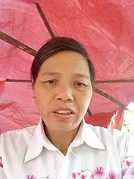 Elfledaa online show from June 14, 2026, 2:24 am