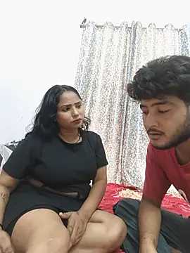 Hotshot Love online show from July 10, 2026, 7:01 am