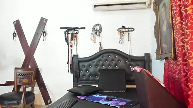 Snapshot of MartinaXBob chatting on May 29, 2026, 2:31 am MartinaXBob online show from May 29, 2026, 2:31 am