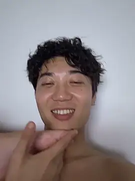 Snapshot of YourBadboy718 chatting on June 1, 2026, 7:04 pm YourBadboy718 online show from June 1, 2026, 7:04 pm