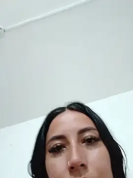 Snapshot of Ann_Houston_ chatting on July 14, 2026, 2:05 am Ann Houston online show from July 14, 2026, 2:05 am